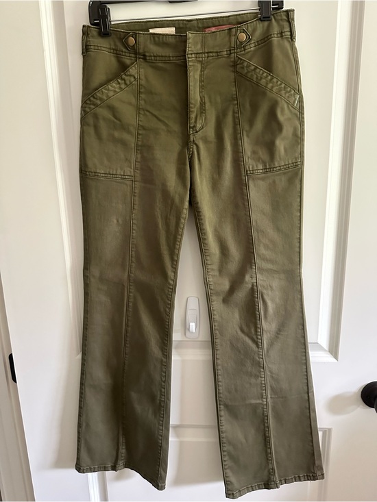 Pilcro Pants - Pilcro Demilune Boot Cut Pants in olive green.